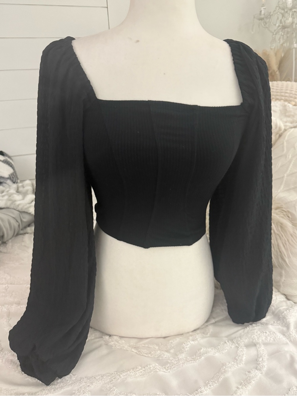 Urban Outfitters Black Square-Neck Puff Sleeve Crop Top